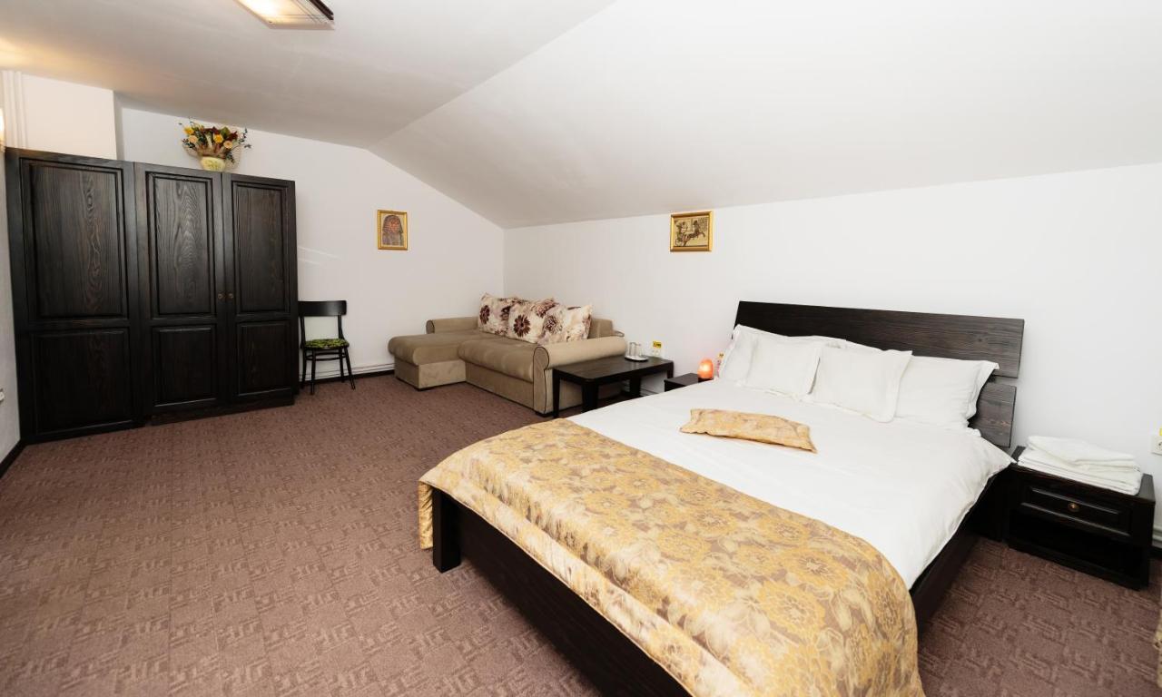 Stejarul Lui Andrei Hotel Izvoarele  ภายนอก รูปภาพ